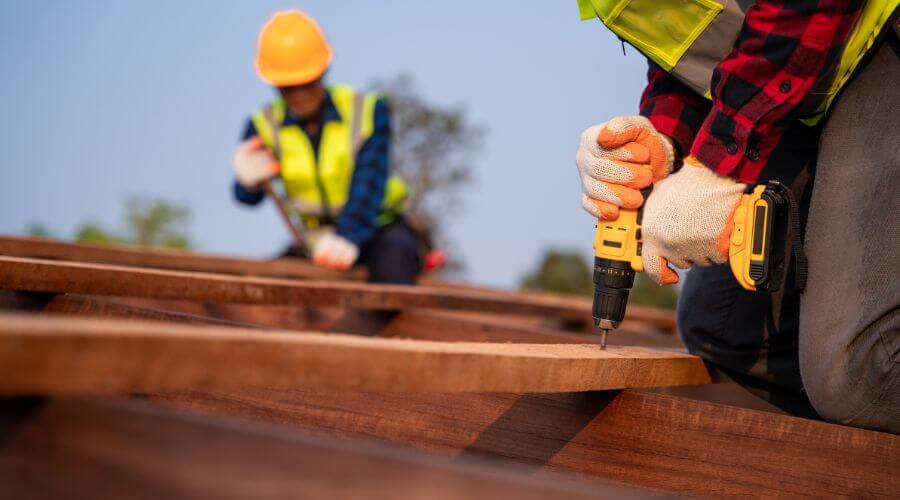 Professional Flat Roofing Installation in Calumet, MI